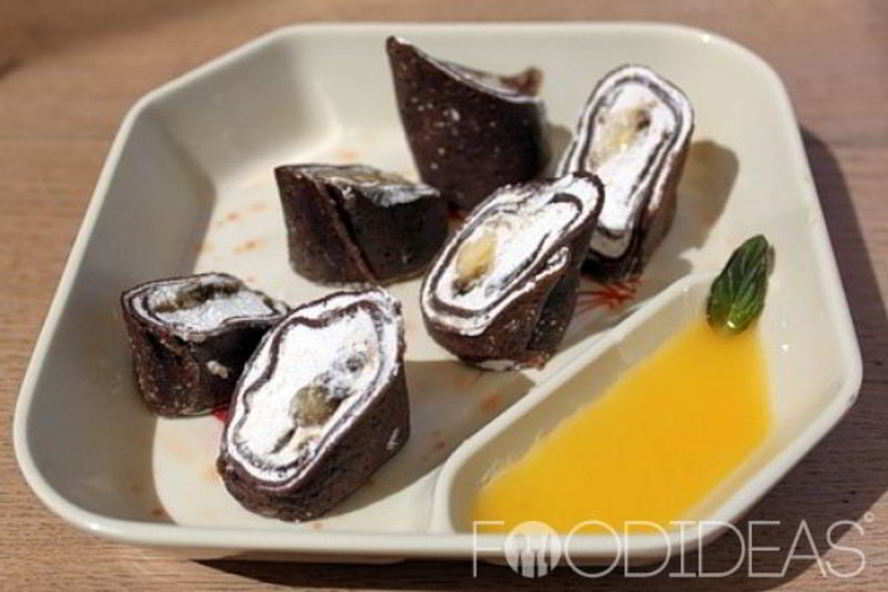 Рецепт роллов из шоколадных блинов