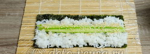 роллы с огурцом каппа маки. Шаг 5