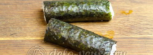 роллы с семгой сяке маки. Шаг 6