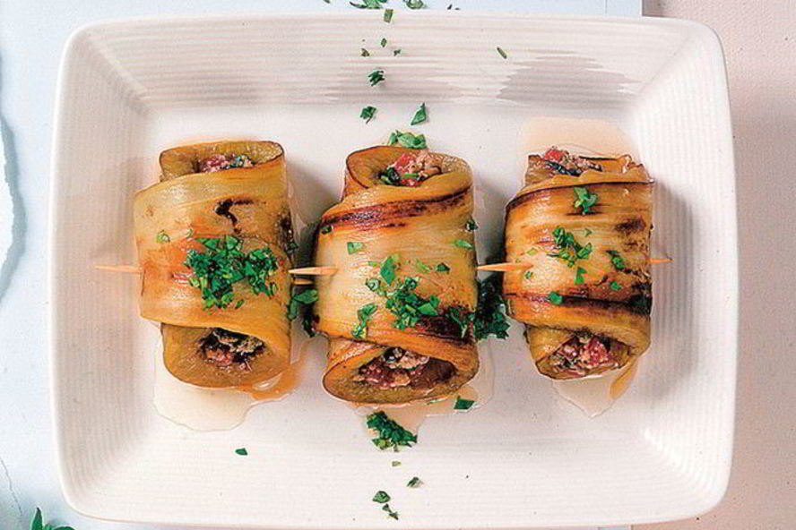 Рецепт баклажанных рулетиков с начинкой