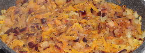 куринные рулетики с начинкой из слив. Шаг 4