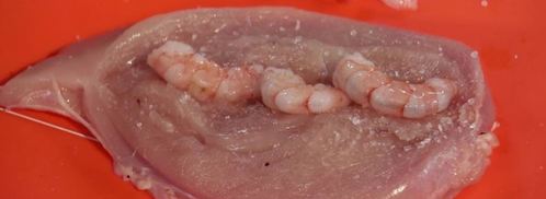 рулет из курицы с креветками. Шаг 3