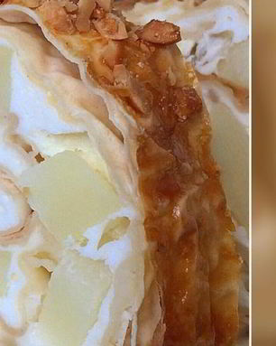 Рулет из лаваша с грушей