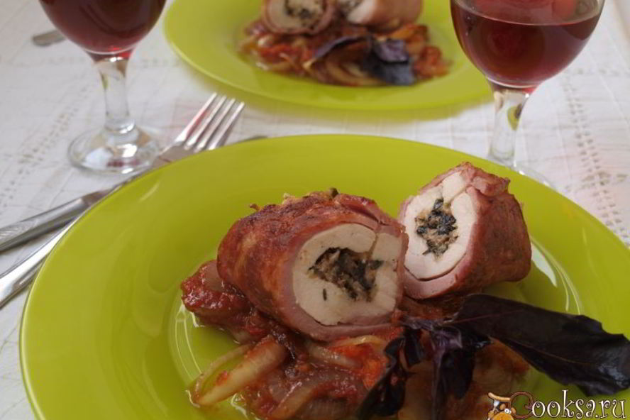 Рецепт рулетов из куриного филе в ветчинной шубке