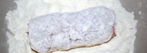 свиные рулетики с грибами и сыром. Шаг 12