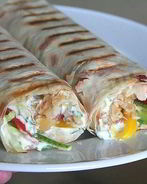 Шаурма с курицей в лаваше