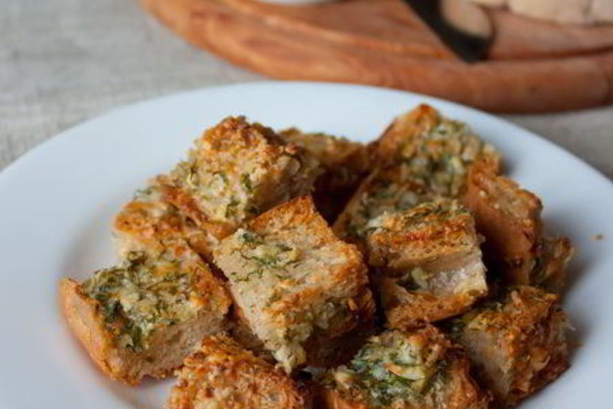 Рецепт чесночных сухариков из чабатты