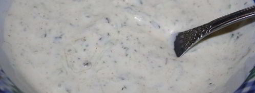 дарницкие сухарики с соусом на основе йогурта. Шаг 3