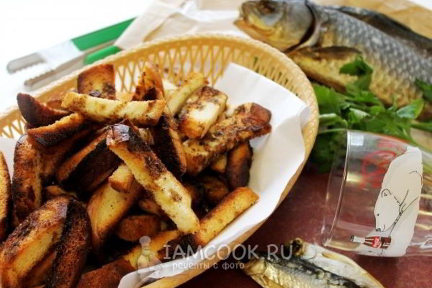 Рецепт сухариков к пиву с куркумой и пряными травами