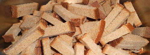 сухарики ржаные с чесноком. Шаг 3