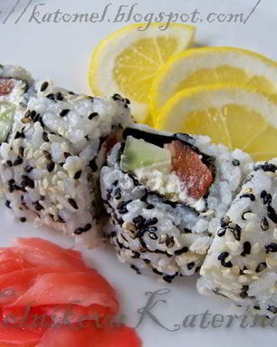 Классический суши-ролл Филадельфия