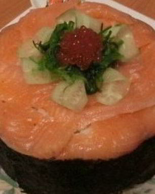 Праздничный суши-торт с креветками