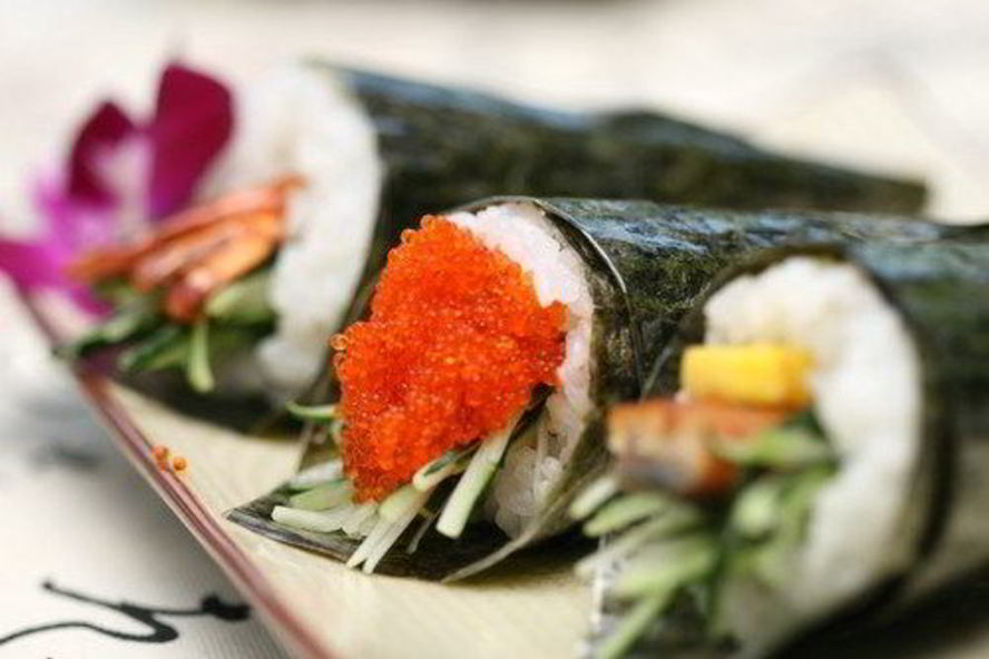 Рецепт суш с крабами и икрой