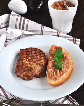 Свинина-гриль и баклажанная икра по-одесски