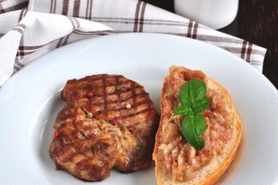 Рецепт свинины-гриля и баклажанная икра по-одесски