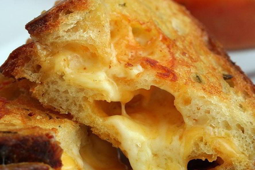 Рецепт поджаристых сырных сэндвичей