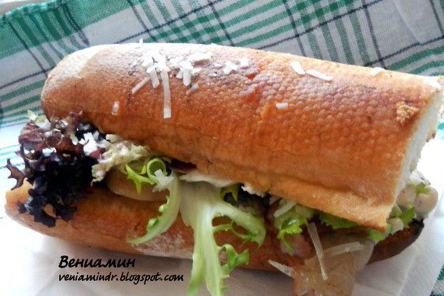 Рецепт сэндвича с шампиньонами и копченым беконом