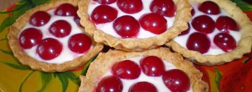 песочные тарталетки с вишней. Шаг 3