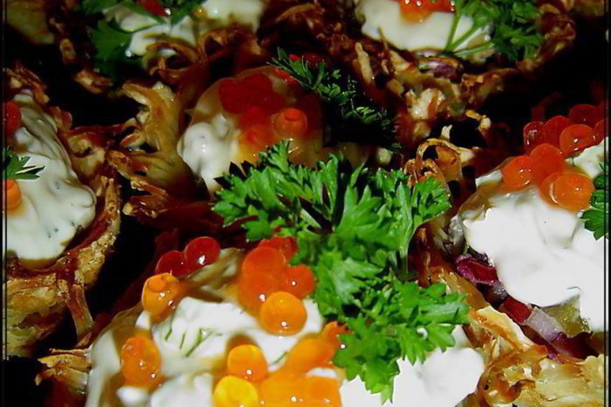 Рецепт тарталеток картофельных с селедкой и икрой