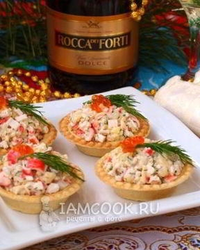 Тарталетки с крабовыми палочками