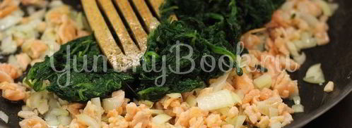 тарталетки с лососем и шпинатом. Шаг 3