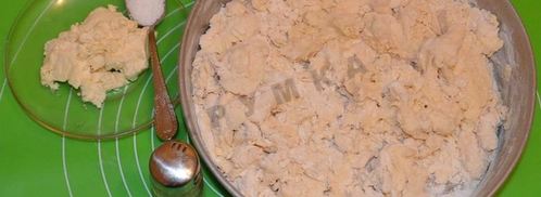 тарталетки с начинкой из крабовых палочек. Шаг 4