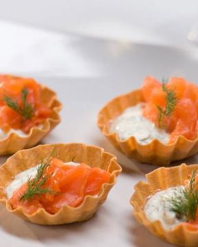 Тарталетки с семгой