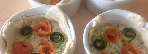 маленькие тарты с лососем и цукини розами. Шаг 6