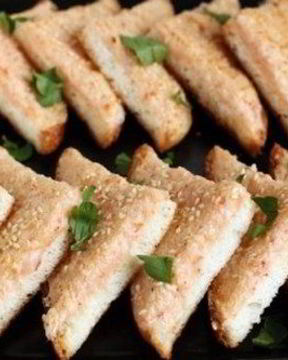 Хрустящие креветочные тосты с кунжутом