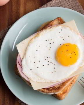 Тосты на завтрак