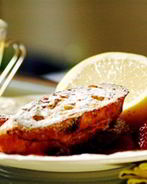 Тосты с малиновым пюре