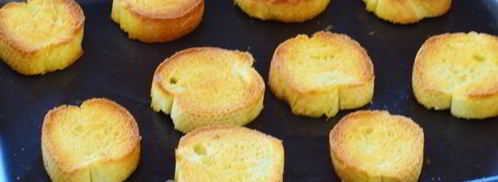 тосты с оливковой пастой и сыром фета. Шаг 7