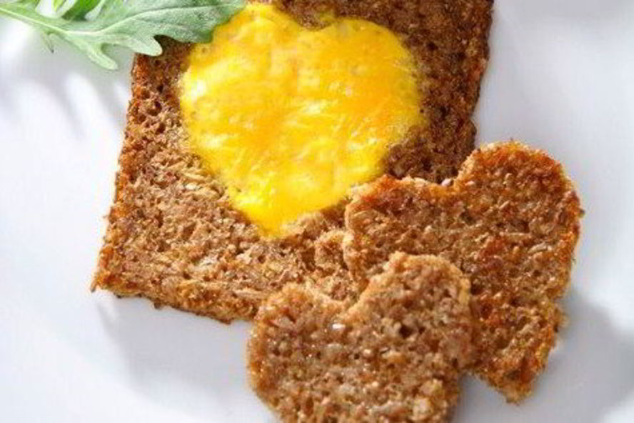 Рецепт тостов с яичной начинкой