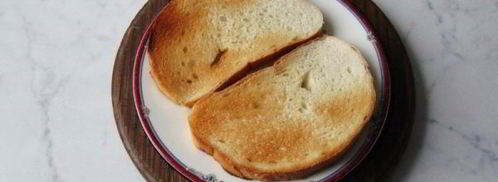 тосты с яйцом к празднику. Шаг 4