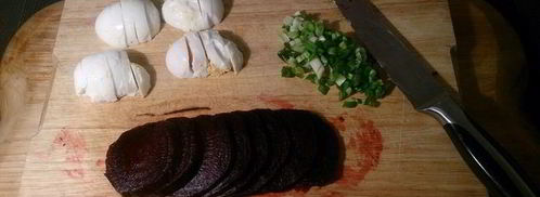 закусочные тосты с сельдью и печеной свеклой. Шаг 9