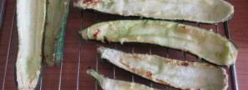 цуккини, фаршированный томатом и стручковой фасолью. Шаг 5