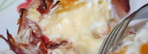 глазунья с сыром и помидорами в беконе. Шаг 6