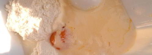 глазунья в съедобной сковородке. Шаг 7