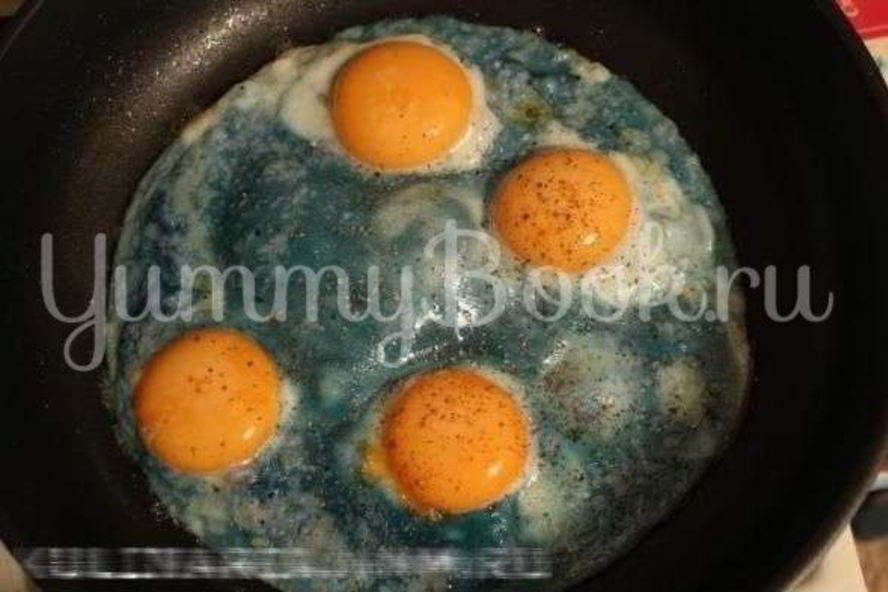 Рецепт яичницы с приправами