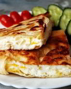 Яичница с сыром в лаваше