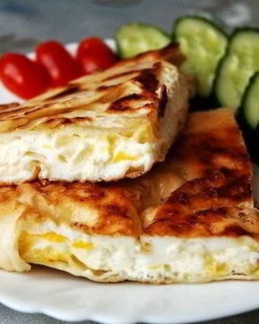 Яичница с сыром в лаваше