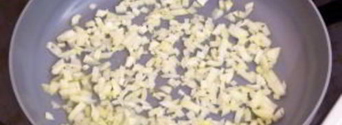 яичница с ветчиной и помидорами. Шаг 5