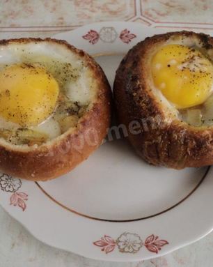 Яичница в булочке