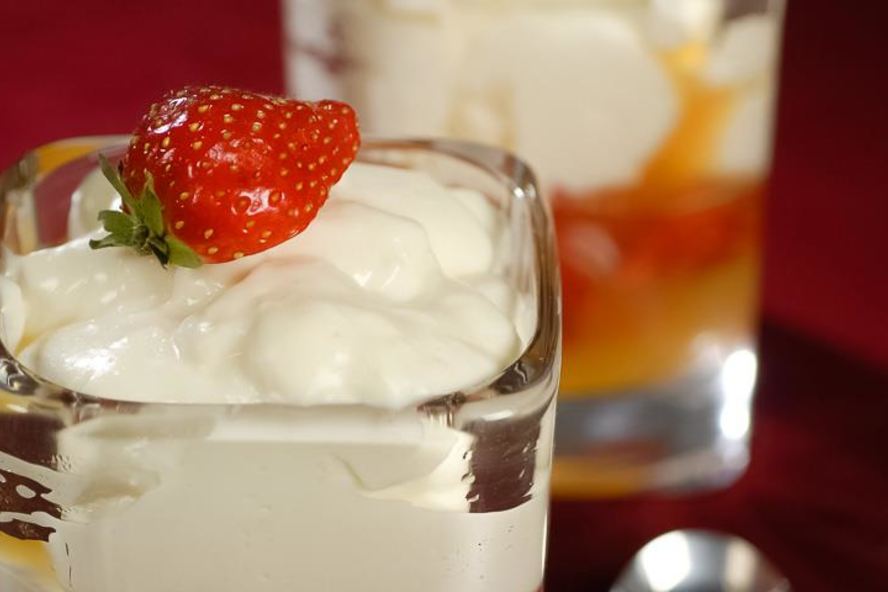 Рецепт апельсинового заливного с клубникой