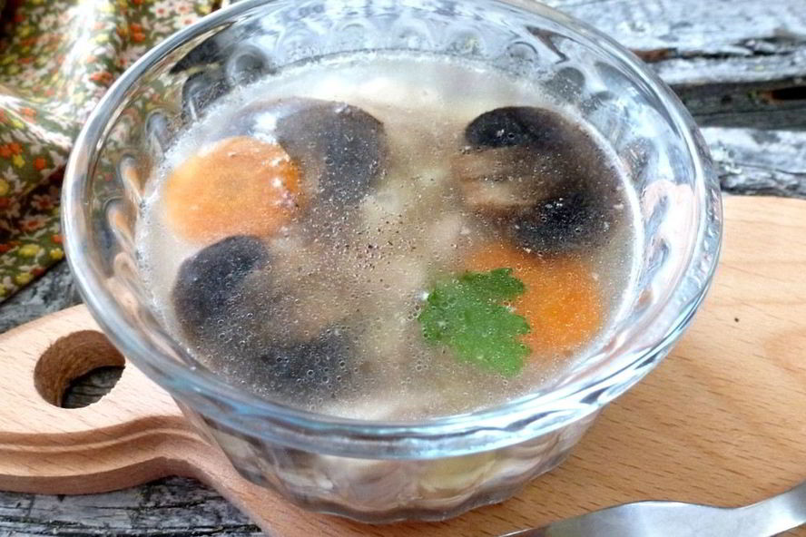 Рецепт заливного из индейки с грибами