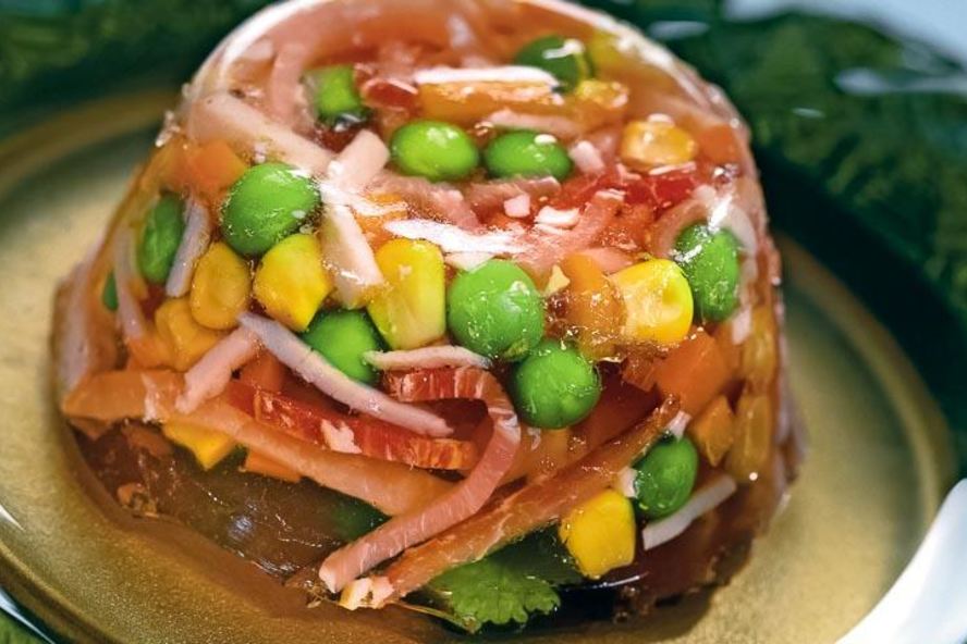 Рецепт заливного из мясной нарезки