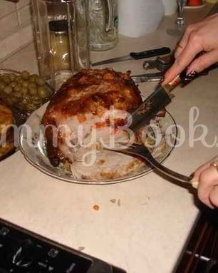 Запеченая свинина, маринованая в кефире