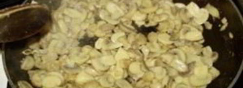 жульен с грибами и ветчиной. Шаг 5