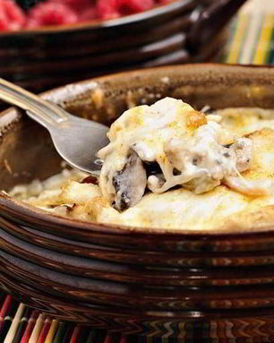 Жульен с куриной грудкой в духовке