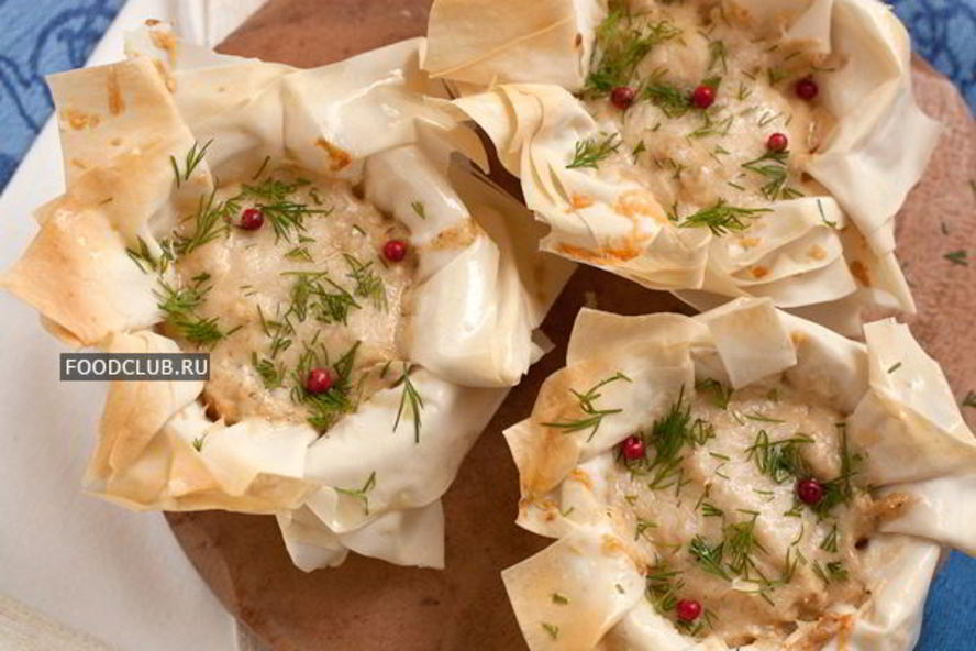 Рецепт жульена с курицей в тесте фило